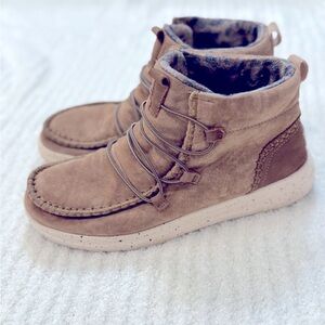 Women’s Hey Dude Lea shoe